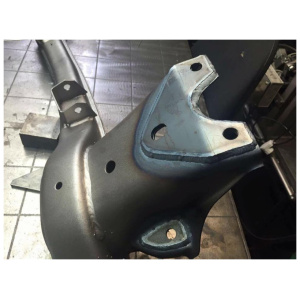 Versteviging differentieelbevestiging voor de achterasdrager van BMW E30 en E36 Compact