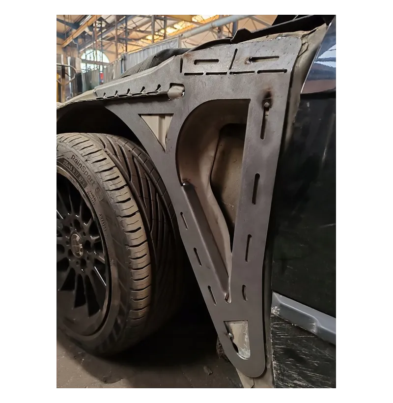 BMW E36 Coupé Chassisversteviging Voorzijde 3 Stalen verstevigingsdelen voor het schort van de E36, productfoto