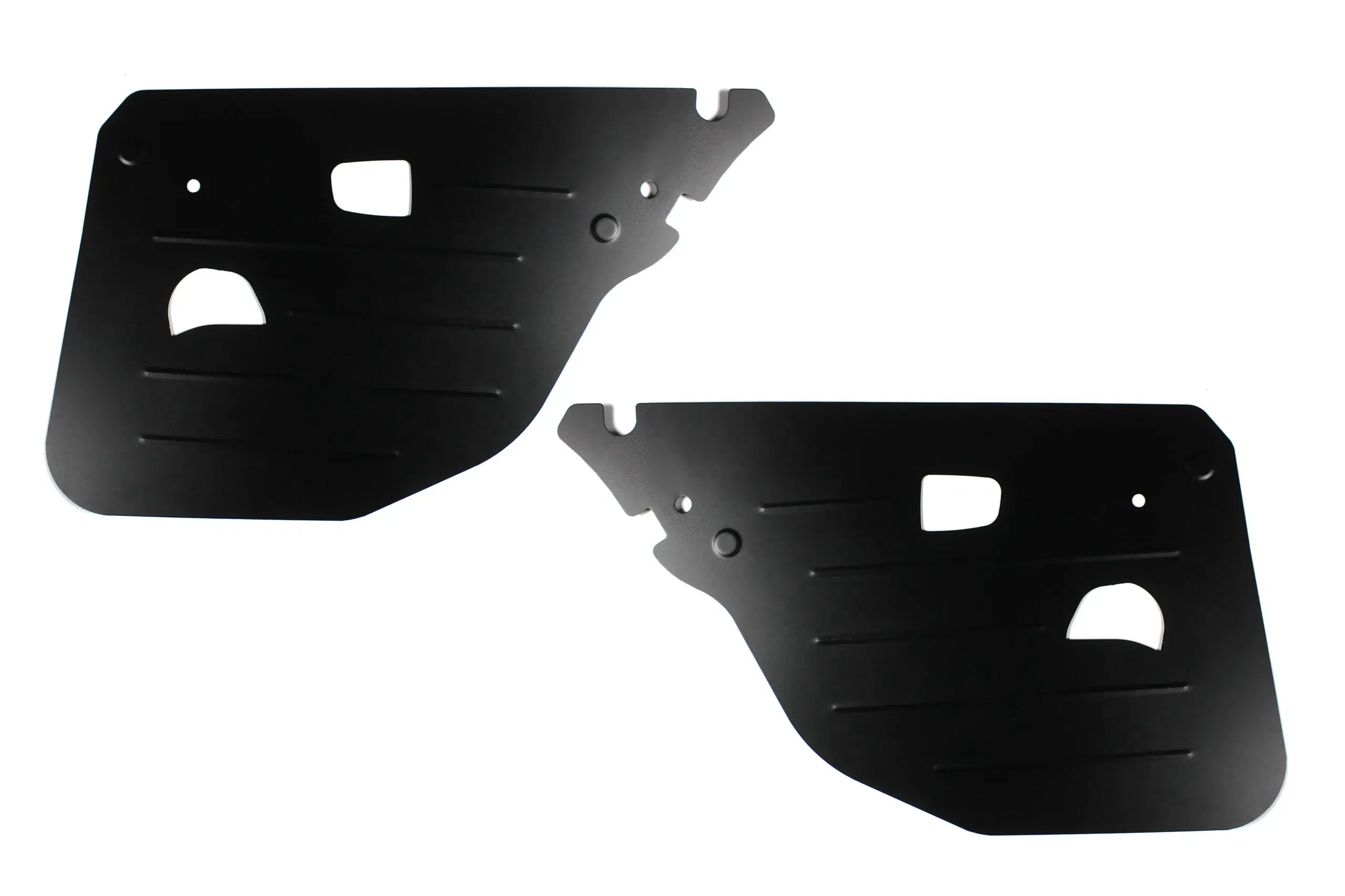 BMW E36 Limousine Türverkleidungen hinten 3 Limousine Türverkleidungen hinten für den BMW E36, Satz mit zwei schwarzen Aluminiumplatten