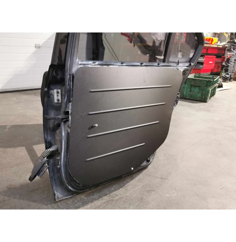 BMW E46 Saloon Rear Door Panels 7 Aluminium door panel fitted on a loose E46 saloon rear door