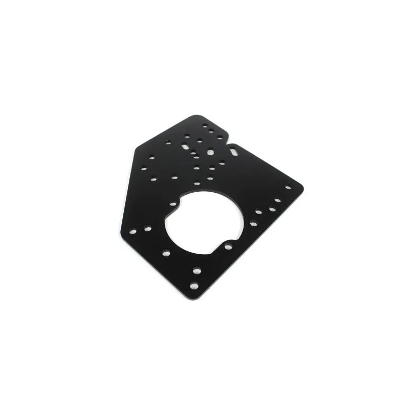 Montageplatte für umgekehrte hydraulische Handbremse, Fahrerseite 7 Handbremsen-Montageplatte Fahrerseite, schräge Draufsicht auf die schwarze Stahlplatte