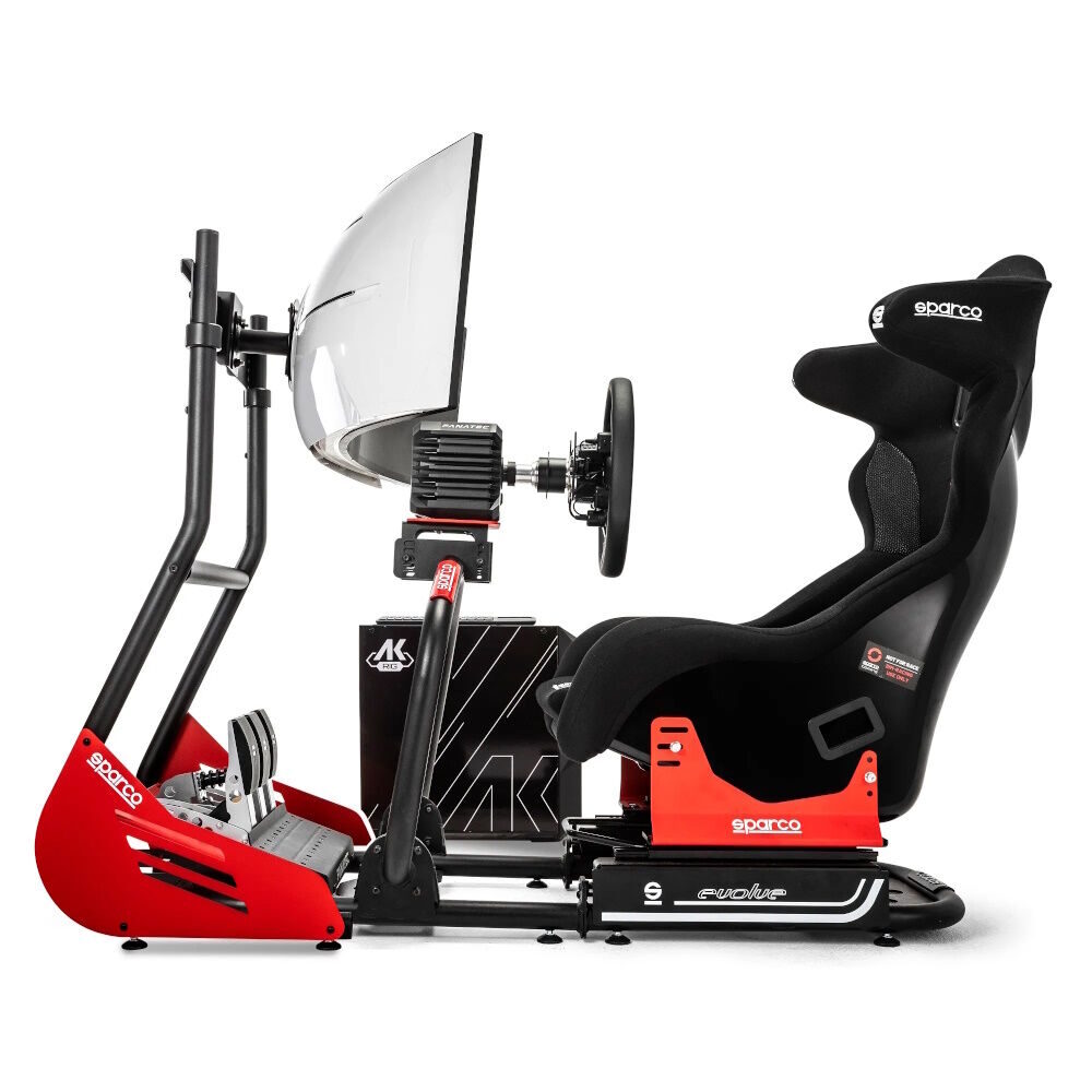 Simulateur GT-R Rig II Sparco Evolve 3 Detail van de Sparco simrig met stuur en pedalen
