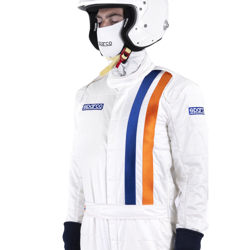 Sparco Gulf Replica FIA racing suit 2 Gulf replica racepak van Sparco, detail van de patches
