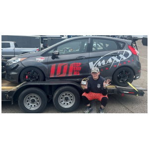 Big brake kit Fiesta Mk7 van V-Maxx met 330 mm remschijven en gesmede 4-zuiger klauwen
