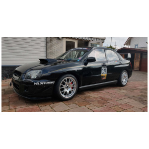 Big brake kit Impreza GD van V-Maxx met 330 mm remschijven en 4-zuiger remklauwen